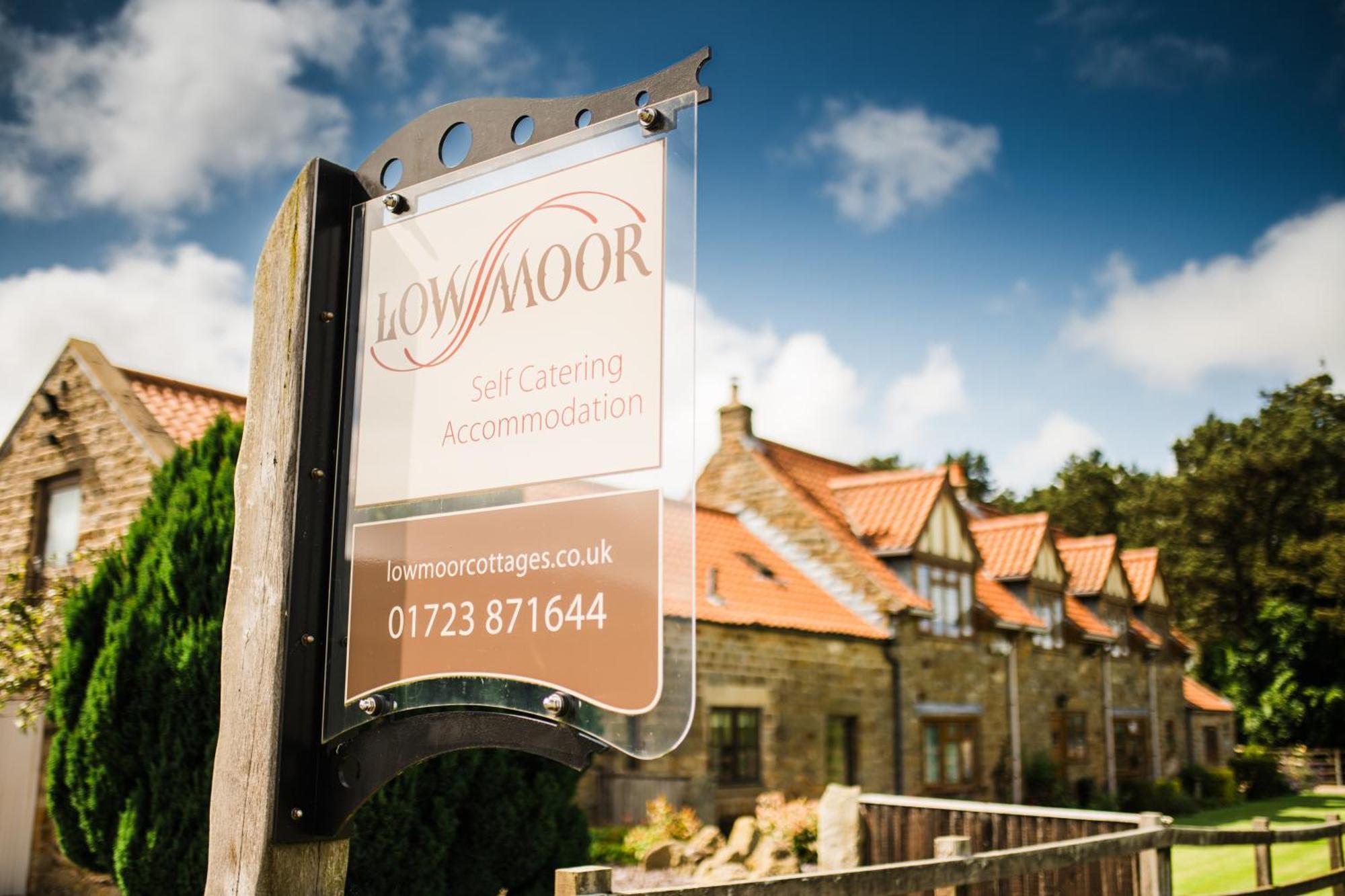 Low Moor Lodge Scarborough Exterior foto